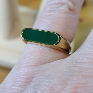 Mod Green Enamel with Gold Tone Band Chunky Ring Size 6.5